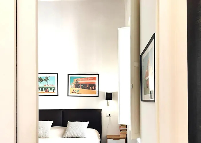 Apartment Luxury Retreat- Colosseum